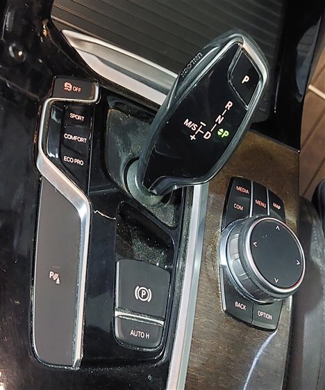 Thumbnail 2: 2018-2022 BMW X3 X4 (G01 G02) AUTOMATIC AUTO TRANSMISSION SHIFTER SHIFT ASSEMBLY