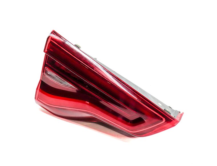18-21 BMW X3 (G01) REAR LEFT INNER TAILLIGHT LAMP (FOR w/ ADAPTIVE HEADLIGHTS)