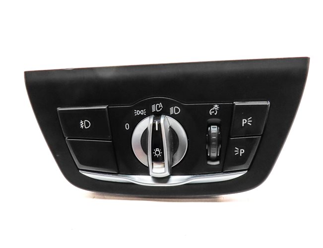 Thumbnail 2: 18-22 BMW X3 X4 (G01 G02) HEADLIGHT HEAD LAMP FOGLIGHT FOG LIGHT DIMMER SWITCH