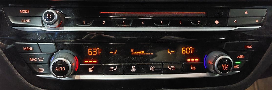 Thumbnail 2: 18-21 BMW X3 X4 X4M (G01 G02) FRONT AC HEATER CLIMATE CONTROL PANEL w/ CD PLAYER