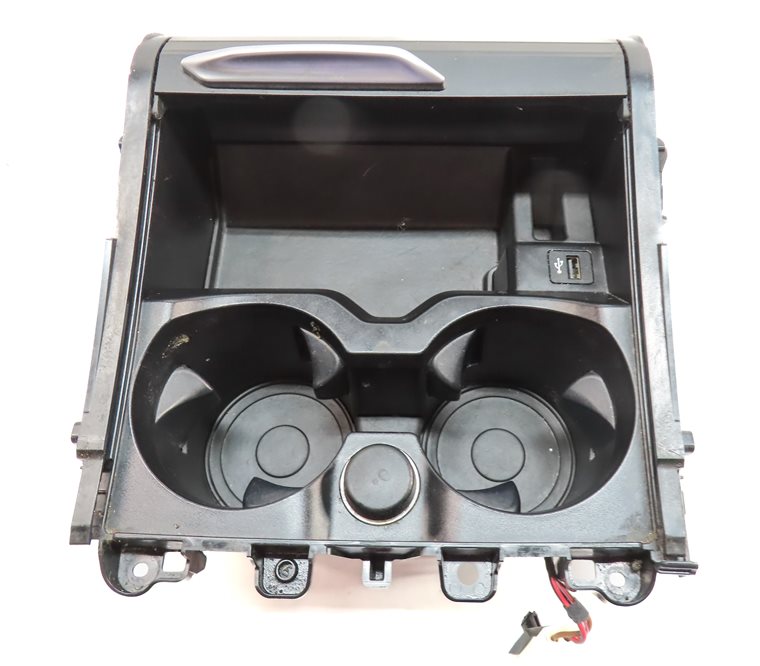 Thumbnail 8: 2019 BMW X3 (G01) FRONT CENTER CONSOLE DRINK COMPARTMENT CUP HOLDER (Black)