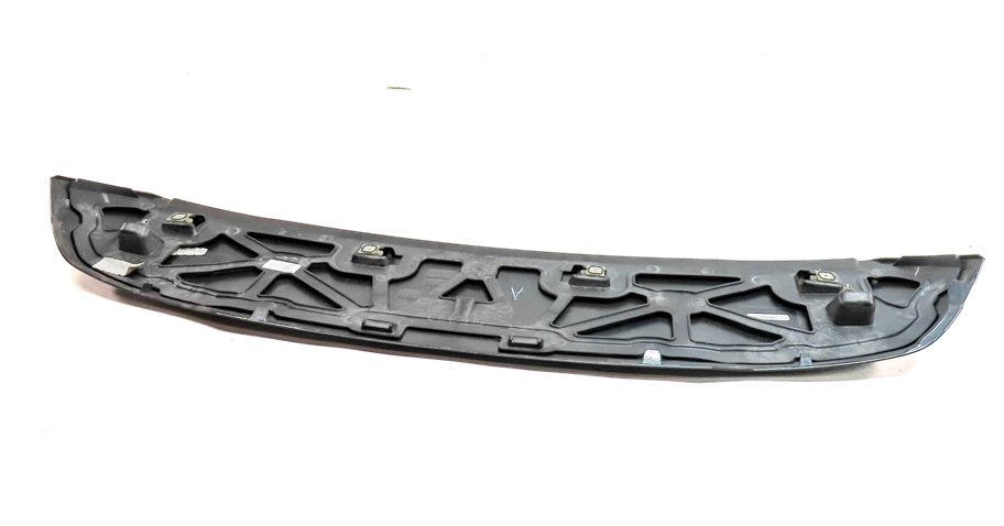 Thumbnail 7: 2018-2023 BMW X3 (G01) REAR UPPER HATCH TRUNK SPOILER WING TRIM (Gray)