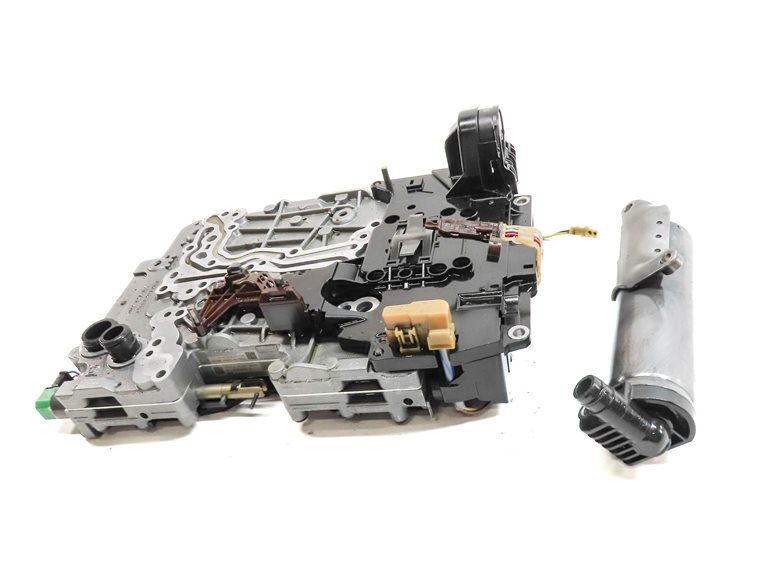 Thumbnail 2: 2019 BMW X3 (G01) RWD 8HP-50 AT AUTOMATIC TRANSMISSION VALVE BODY MECHATRONIC