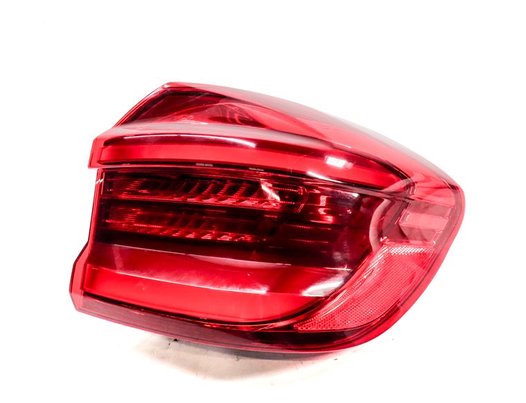 Thumbnail 3: 18-21 BMW X3 G01 REAR RIGHT OUTER TAILLIGHT BRAKE LIGHT LAMP (OPT 54A ADAPTIVE)