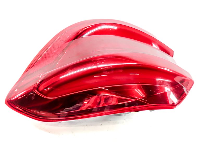 Thumbnail 5: 18-21 BMW X3 G01 REAR RIGHT OUTER TAILLIGHT BRAKE LIGHT LAMP (OPT 54A ADAPTIVE)