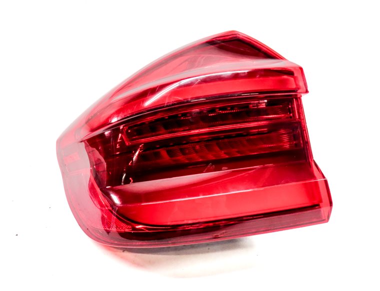 Thumbnail 3: 18-21 BMW X3 G01 REAR LEFT OUTER TAILLIGHT BRAKE LIGHT LAMP (OPT 54A ADAPTIVE)