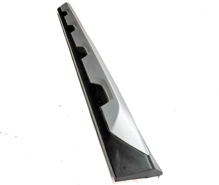 Thumbnail 3: 18-24 BMW X3 X4 (G01 G02) X-LINE FRONT RIGHT PASSENGER DOOR MOULDING RUNNER TRIM