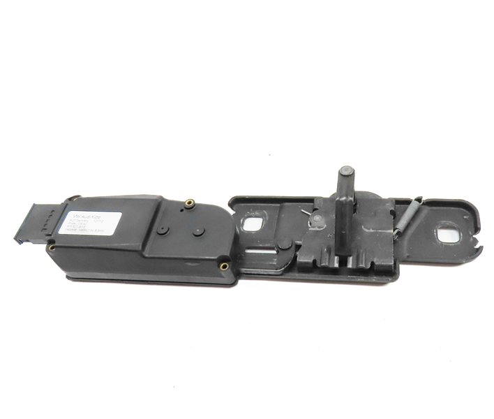 Thumbnail 2: 2013 AUDI Q7 (4L) REAR CARGO LIFTGATE HATCH LID LOCK LATCH STRIKER PLATE