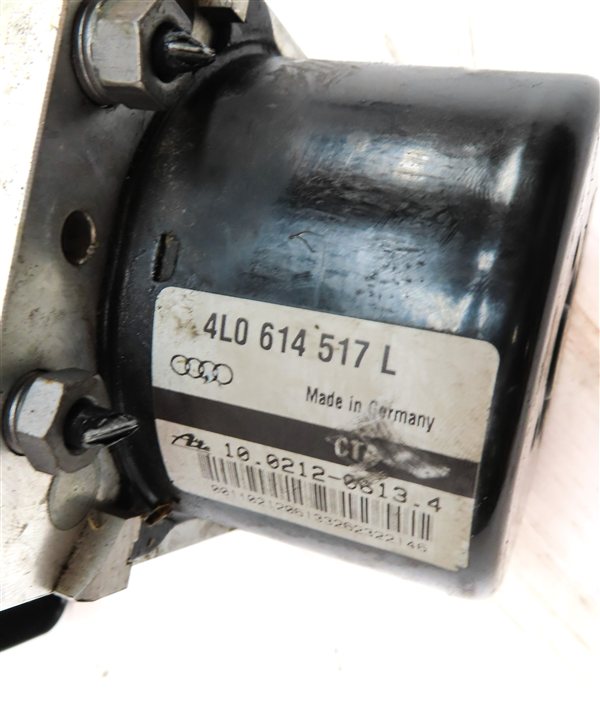 Thumbnail 8: 2013-2015 AUDI Q7 (4L) ANTI LOCK ABS BRAKE PUMP w/ MODULE