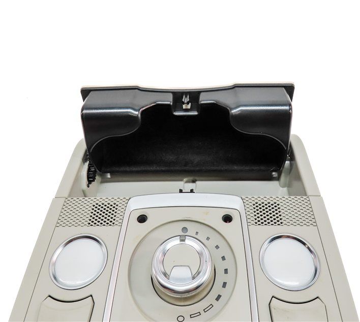 Thumbnail 6: 2013 AUDI Q7 (4L) FRONT OVERHEAD DOME LIGHT LAMP w/ SUNROOF SWITCH (Gray)