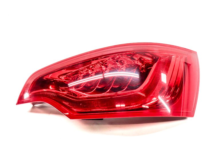 Thumbnail 3: 2010-2015 AUDI Q7 (4L) REAR RIGHT PASSENGER TAILLIGHT BRAKE LIGHT LAMP (LED)
