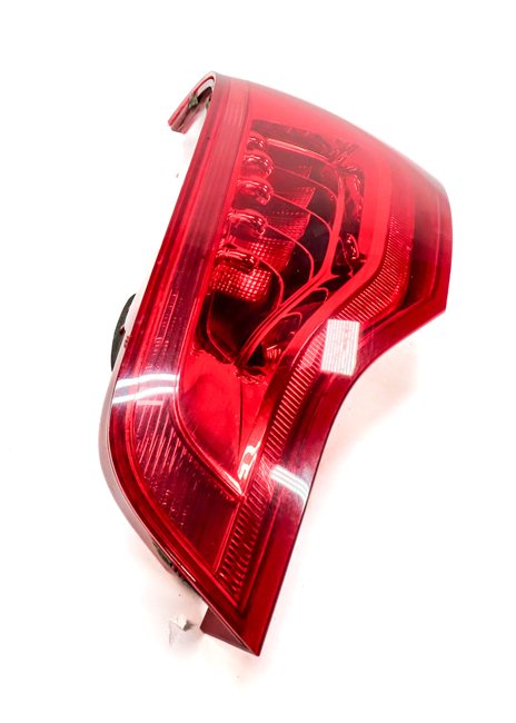 Thumbnail 4: 2010-2015 AUDI Q7 (4L) REAR RIGHT PASSENGER TAILLIGHT BRAKE LIGHT LAMP (LED)