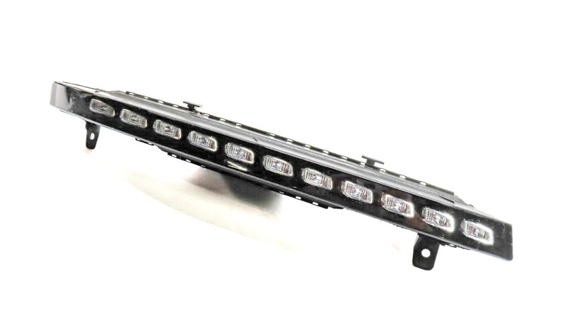 2010-2015 AUDI Q7 (4L) FRONT RIGHT PASSENGER TURN SIGNAL MARKER LIGHT LAMP (LED)