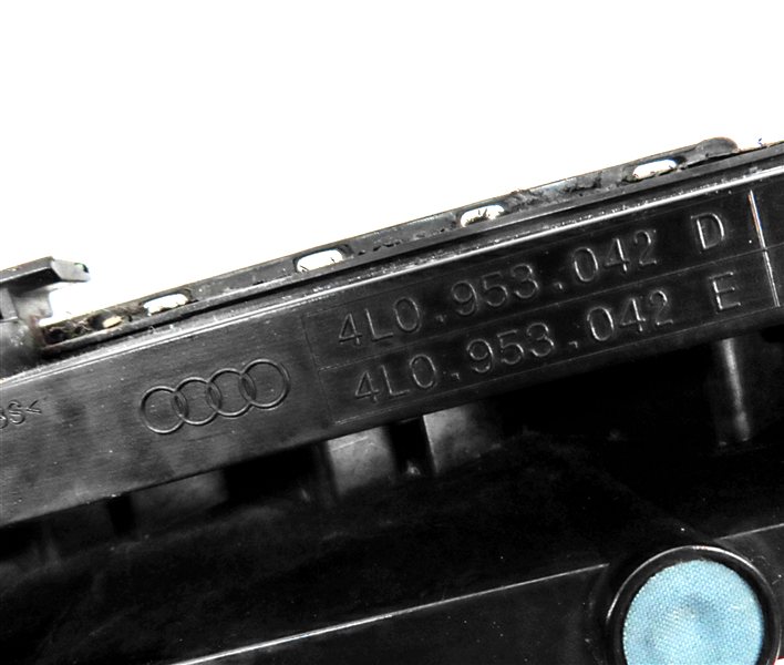 Thumbnail 7: 2010-2015 AUDI Q7 (4L) FRONT RIGHT PASSENGER TURN SIGNAL MARKER LIGHT LAMP (LED)