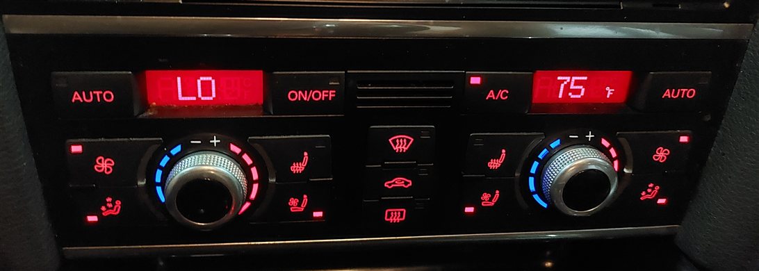 Thumbnail 2: 2013-2015 AUDI Q7 (4L) FRONT HEATER A/C TEMPERATURE CLIMATE CONTROL PANEL