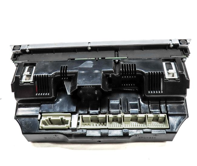 Thumbnail 6: 2013-2015 AUDI Q7 (4L) FRONT HEATER A/C TEMPERATURE CLIMATE CONTROL PANEL
