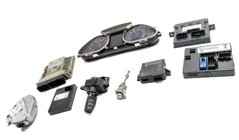 Thumbnail 3: 13-15 AUDI Q7 4L 3.0L SUPER (CTWA) SPEEDOMETER IMMOBILIZER CONTROL MODULE SET/10