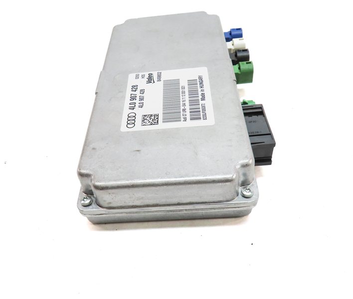 Thumbnail 4: 2013 AUDI Q7 (4L) SURROUND VIEW CAMERA CONTROL MODULE