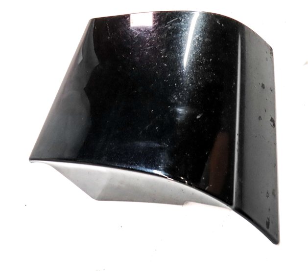 Thumbnail 4: 2013 AUDI Q7 (4L) FRONT RIGHT PASSENGER LOWER FENDER TRIM MOULDING (Black)