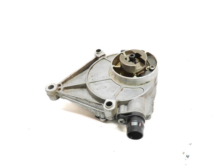 Thumbnail 2: 13-18 BMW 2 3 4 5 X1 X3 X4 X5 Z4 (F10 F22 F25 F30 F32) 2.0L TURBO VACUUM PUMP