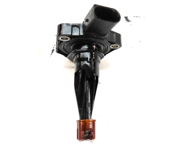 Thumbnail 3: 2015 BMW 428I (F32) 2.0L (N26) ENGINE MOTOR OIL FLUID LEVEL SENSOR MODULE