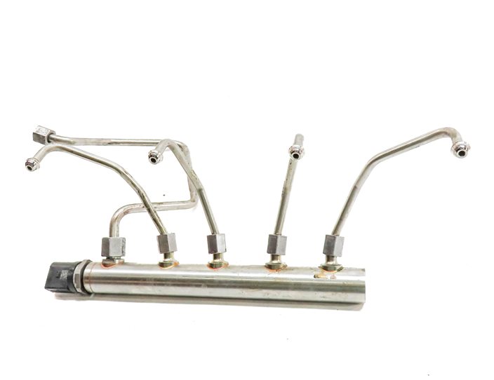Thumbnail 2: 2015 BMW 428I (F32) 2.0L (N26) ENGINE MOTOR FUEL INJECTOR RAIL w/ LINES