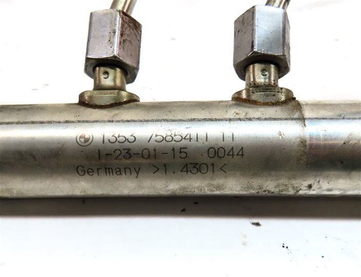 Thumbnail 6: 2015 BMW 428I (F32) 2.0L (N26) ENGINE MOTOR FUEL INJECTOR RAIL w/ LINES