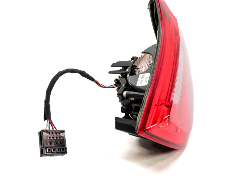 Thumbnail 4: 14-17 BMW 428i 430i 435i 440i M4 (F32 F33 F36) RIGHT INNER TAILLIGHT LIGHT LAMP