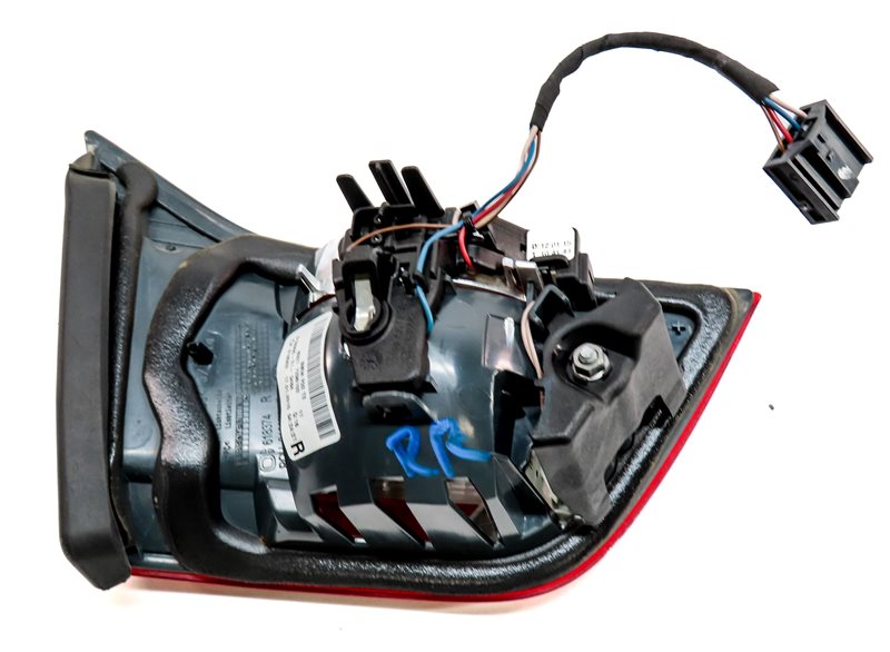 Thumbnail 6: 14-17 BMW 428i 430i 435i 440i M4 (F32 F33 F36) RIGHT INNER TAILLIGHT LIGHT LAMP