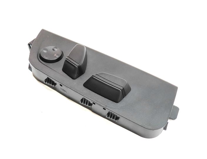 Thumbnail 2: 2015 BMW 428I (F32) FRONT RIGHT PASSENGER SEAT POSITION ADJUST SWITCH w/ LUMBAR