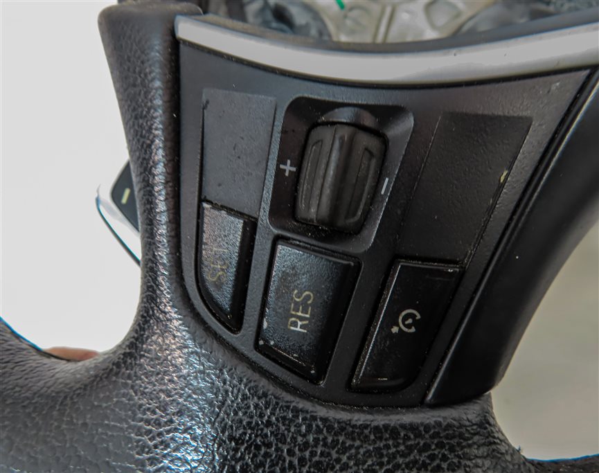 Thumbnail 8: 12-18 BMW 2 3 4 SERIES F22 F30 F32 SPORT STEERING WHEEL w/ SHIFT PADDLES (Black)
