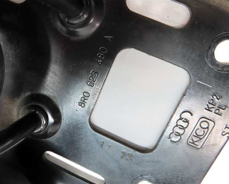 Thumbnail 7: 2013 AUDI Q5 (B8 8R) FRONT HOOD BONNET LID SAFETY HOOK LATCH RELEASE LEVER