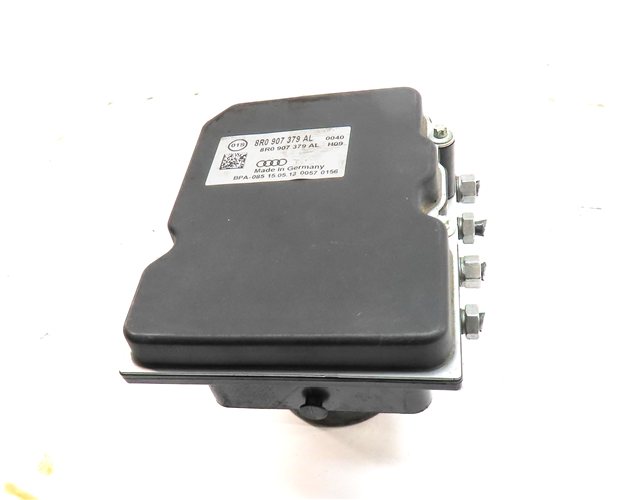 Thumbnail 6: 2013 AUDI Q5 (B8 8R) ABS ANTI LOCK BRAKE PUMP w/ MODULE