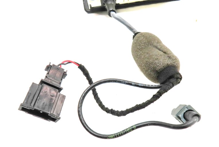 Thumbnail 6: 08-17 AUDI A3 S3 A4 S4 A5 S5 A7 Q5 (B8 8K 8T 8R 8V) REAR TRUNK HANDLE w/ CAMERA