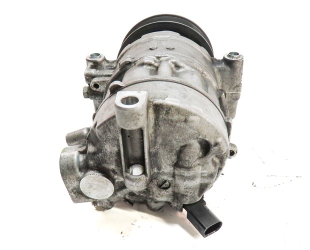 Thumbnail 5: 17-20 AUDI A4 A5 A6 (B9 F5 8W 8WS) 2.0L CYMC TURBO ENGINE A/C COMPRESSOR PUMP
