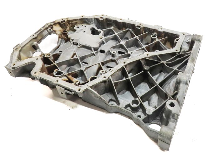 2013 AUDI Q5 (B8 8R) 2.0L (CPMA) ENGINE MOTOR UPPER OIL FLUID PAN