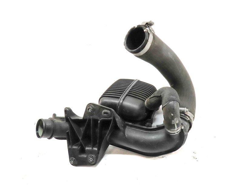 Thumbnail 3: 2013 AUDI Q5 (B8 8R) 2.0L (CPMA) ENGINE INTERCOOLER PRESSURE PIPE DAMPER BOX