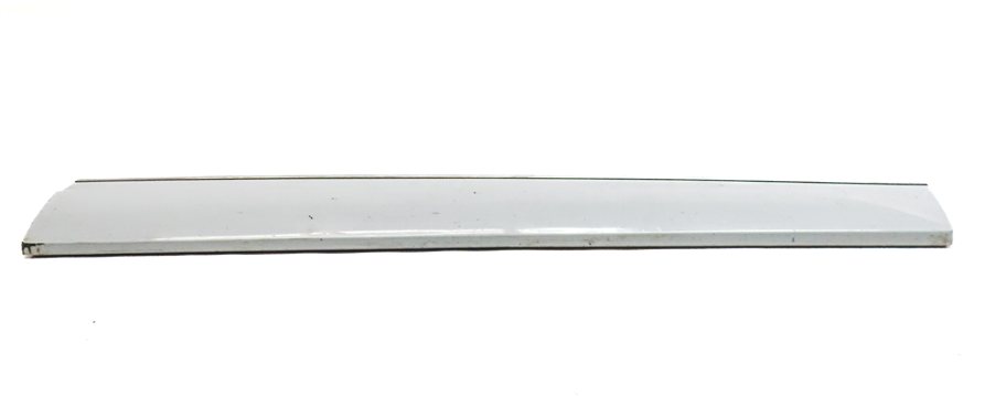 Thumbnail 4: 13-17 AUDI Q5 B8 8R FRONT RIGHT PASSENGER LOWER DOOR MOULDING TRIM PANEL (White)