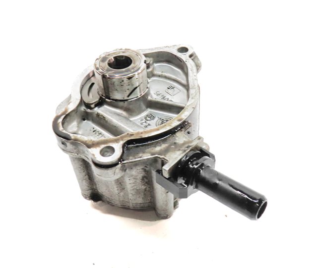 Thumbnail 3: 13-17 MERCEDES E250 GLE300D GLK250 ML250 2.1L DIESEL ENGINE BRAKE VACUUM PUMP