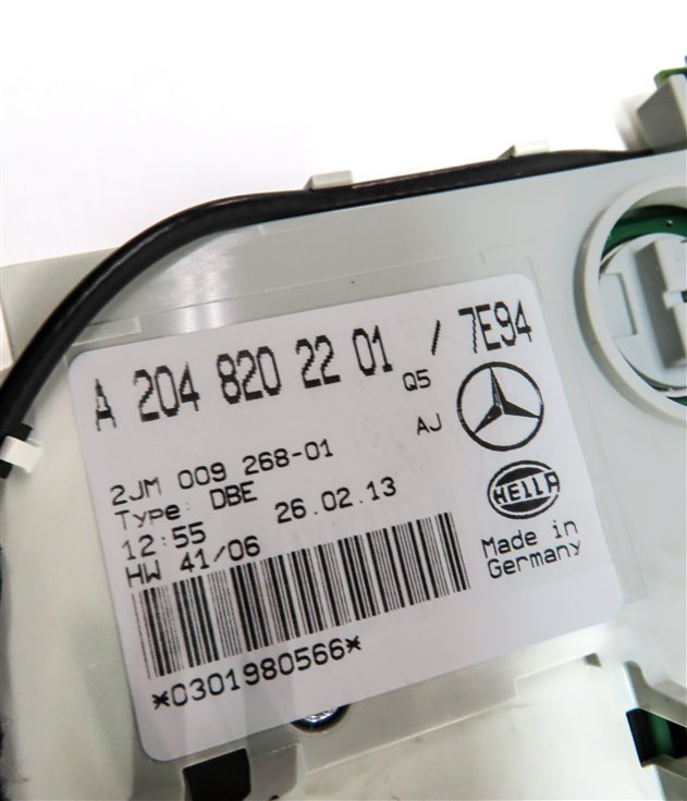Thumbnail 8: 2013 MERCEDES GLK250 (X204) FRONT INTERIOR DOME MAP READING LIGHT LAMP (Gray)