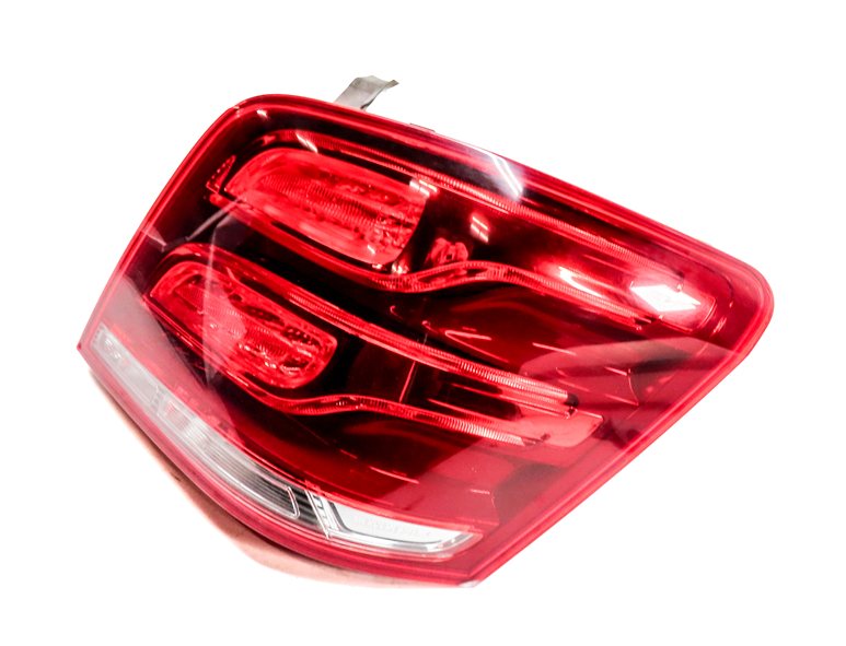 13-15 MERCEDES GLK250 GLK350 (X204) RIGHT PASSENGER TAILLIGHT BRAKE LIGHT LAMP