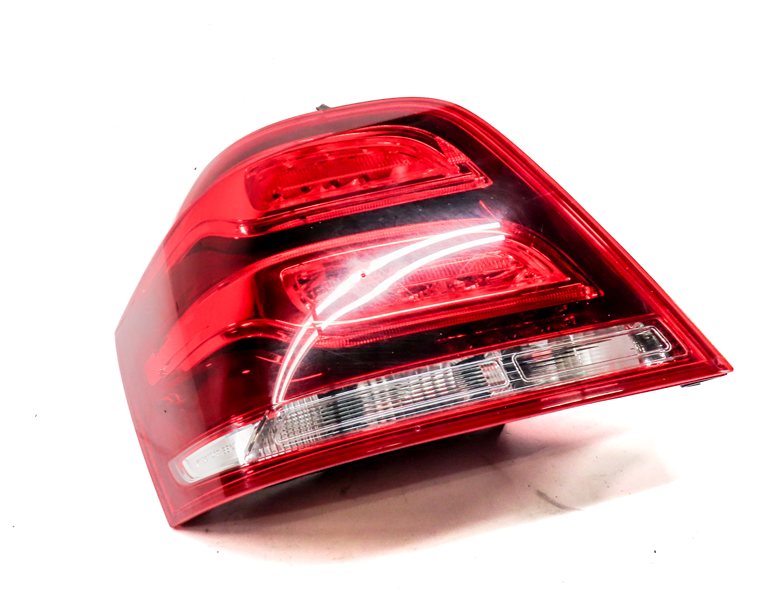 Thumbnail 3: 2013-2015 MERCEDES GLK250 GLK350 (X204) LEFT DRIVER TAILLIGHT BRAKE LIGHT LAMP