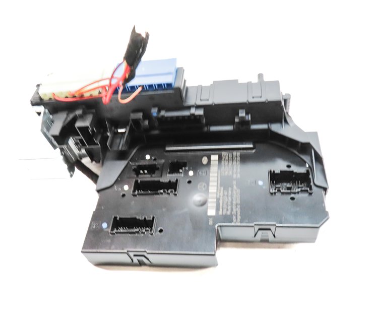 Thumbnail 2: 2013 MERCEDES GLK250 (X204) 2.1L DIESEL (OM651) REAR FUSE RELAY SAM MODULE