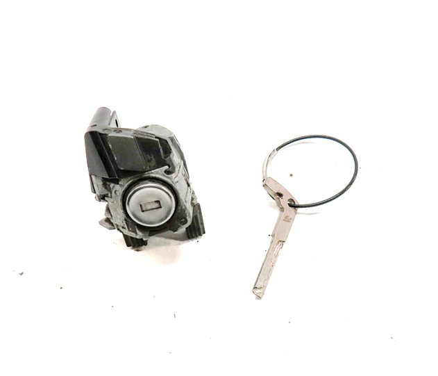 Thumbnail 2: 2013 MERCEDES GLK250 (X204) FRONT LEFT DRIVER DOOR HANDLE LOCK CYLINDER w/KEY
