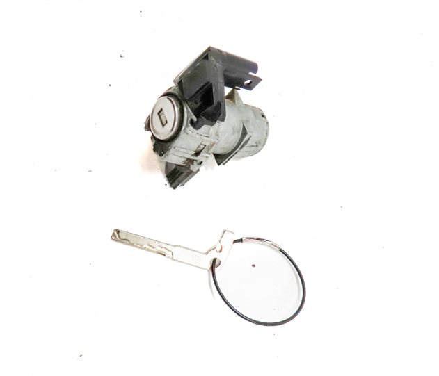 Thumbnail 4: 2013 MERCEDES GLK250 (X204) FRONT LEFT DRIVER DOOR HANDLE LOCK CYLINDER w/KEY