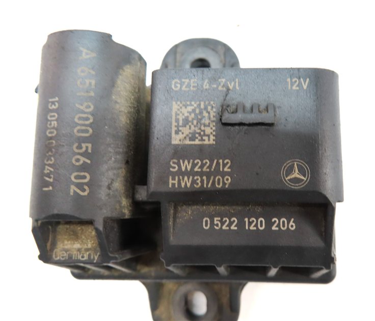 Thumbnail 4: 2013 MERCEDES GLK250 (X204) 2.1L DIESEL (OM651) ENGINE GLOW PLUG RELAY MODULE