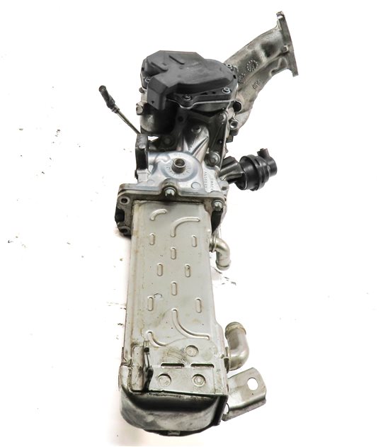 Thumbnail 4: 2013 MERCEDES GLK250 (X204) 2.1L DIESEL (OM651) ENGINE EGR COOLER ASSEMBLY