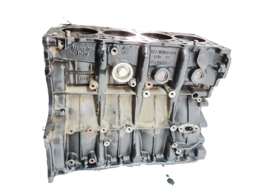Thumbnail 5: 13-15 MERCEDES GLK250 (X204) 2.1L DIESEL (OM651) ENGINE CYLINDER BLOCK BARE