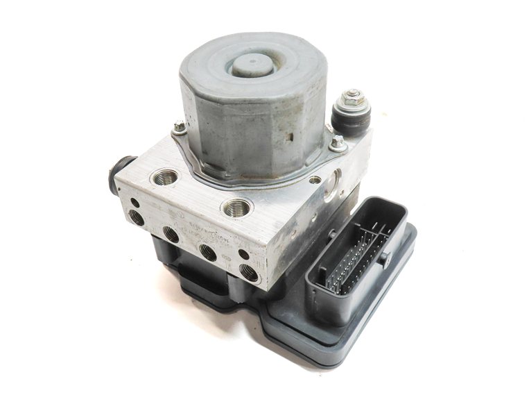 2014-2019 MERCEDES B250 CLA250 (C117 W117 W246) ESP ABS BRAKE PUMP w/ MODULE