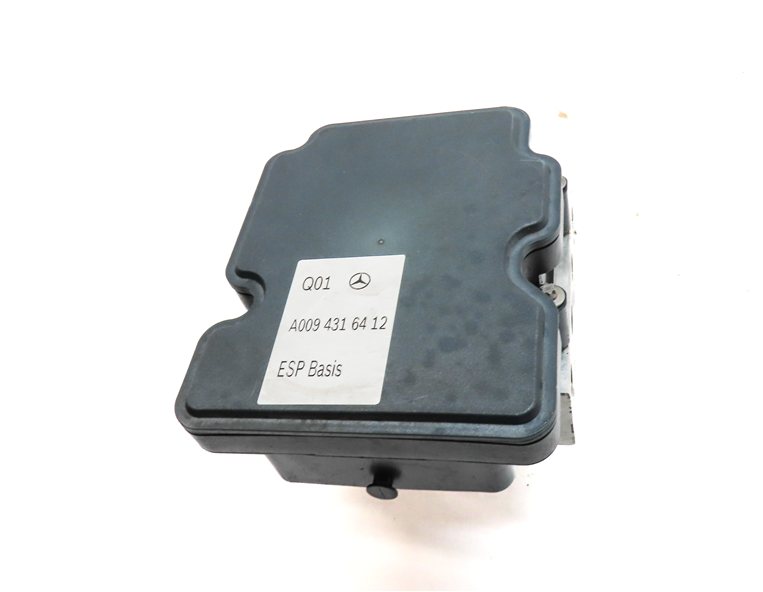 Thumbnail 7: 2014-2019 MERCEDES B250 CLA250 (C117 W117 W246) ESP ABS BRAKE PUMP w/ MODULE